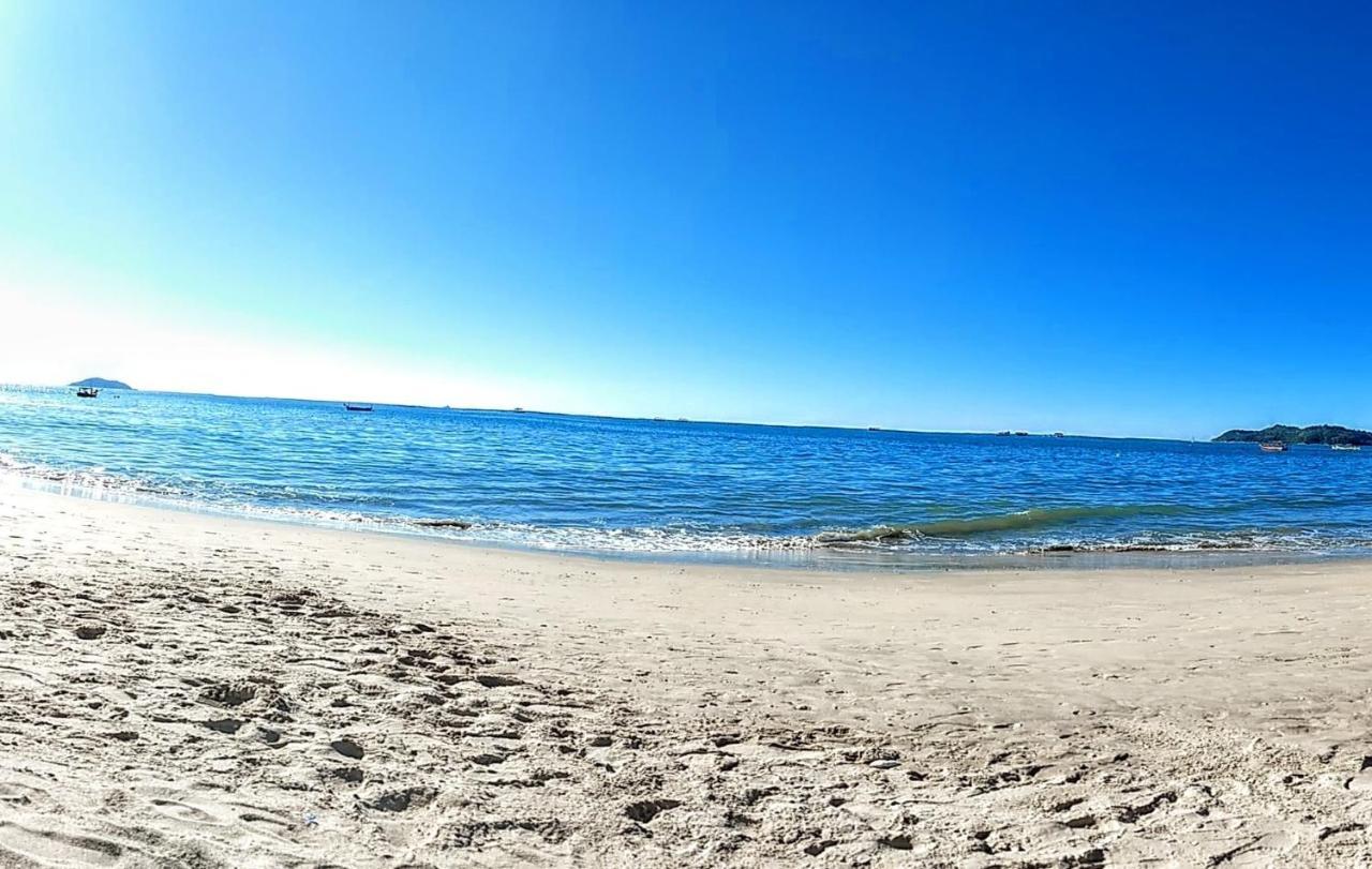 Linda Casa A 150M Da Praia E Prox Ao Beto Carrero 佩尼亚 外观 照片